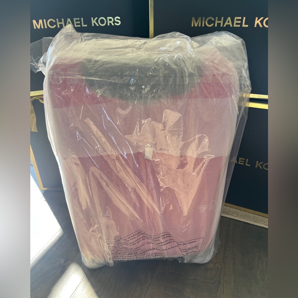 Dragonfruit Jet set Michael Kors - Picture 6 of 8
